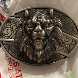 Lion Head  Belt Buckle new in box